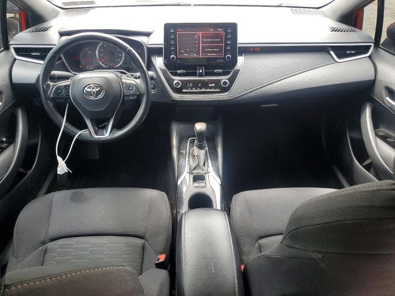 2021 TOYOTA COROLLA HATCHBACK SE 8