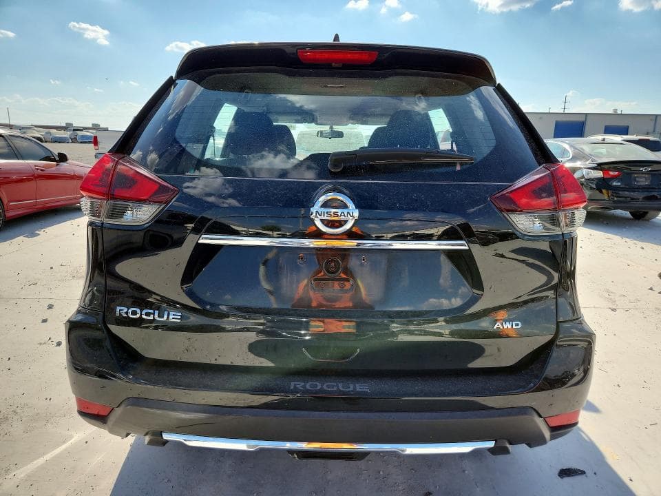 2018 NISSAN ROGUE S 6