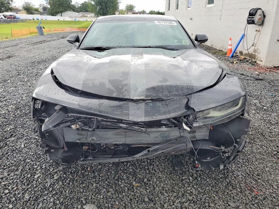 2018 CHEVROLET CAMARO LT 5