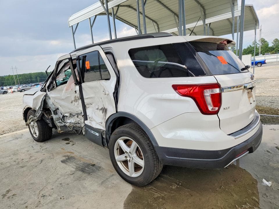 2018 FORD EXPLORER XLT 2
