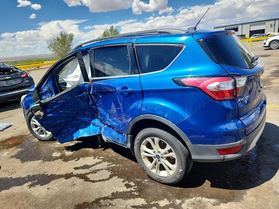 2017 FORD ESCAPE SE 2