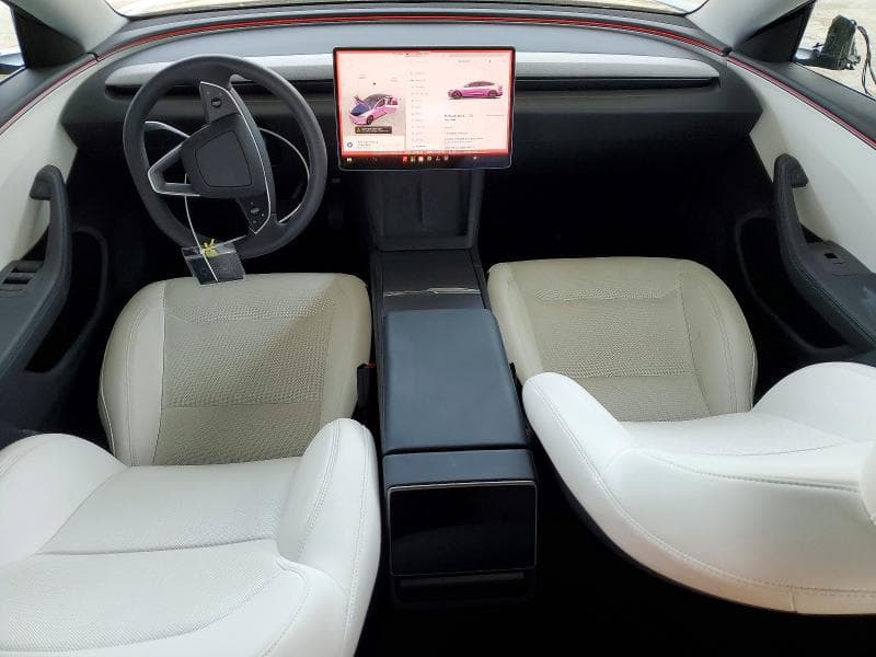 2026 TESLA MODEL 3 8