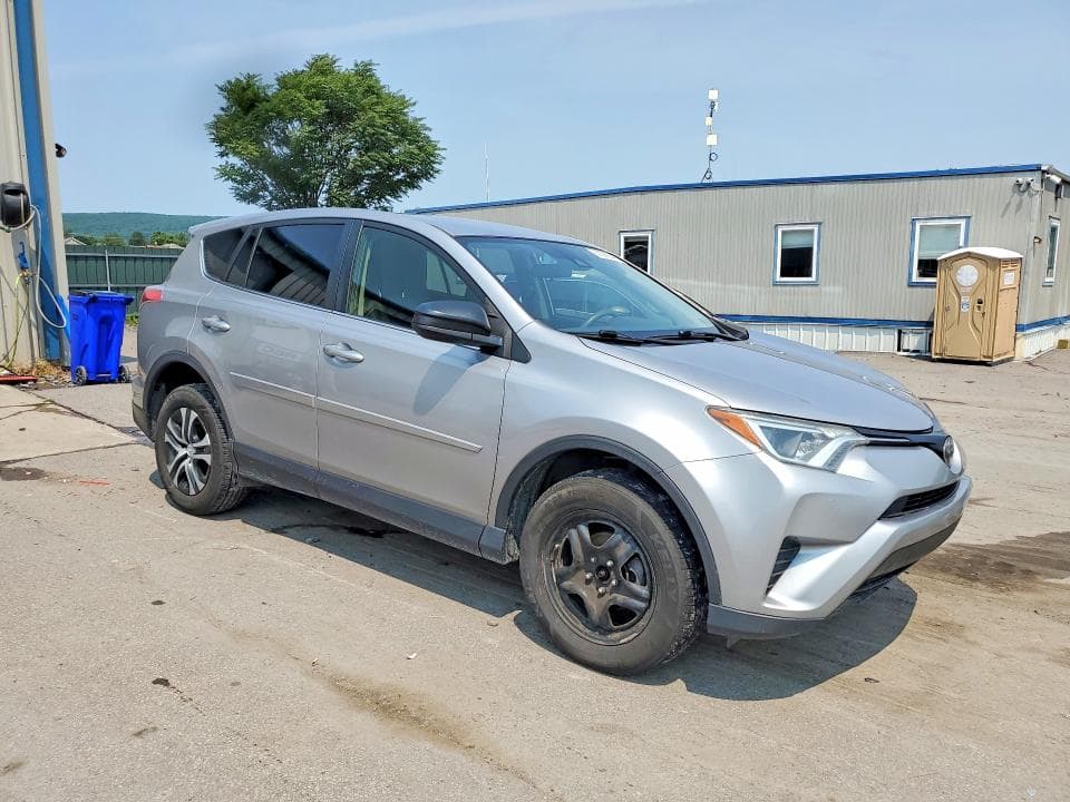2018 TOYOTA RAV4 LE 4