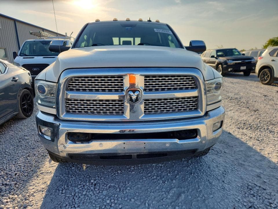 2018 RAM 3500 LARAMIE 5