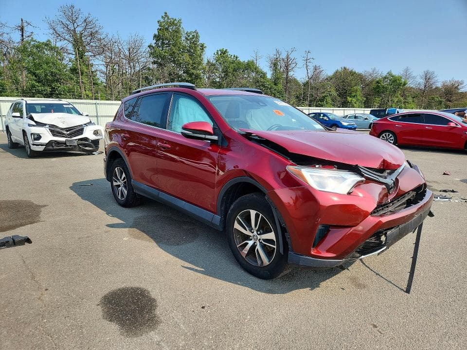 2018 TOYOTA RAV4 XLE 4