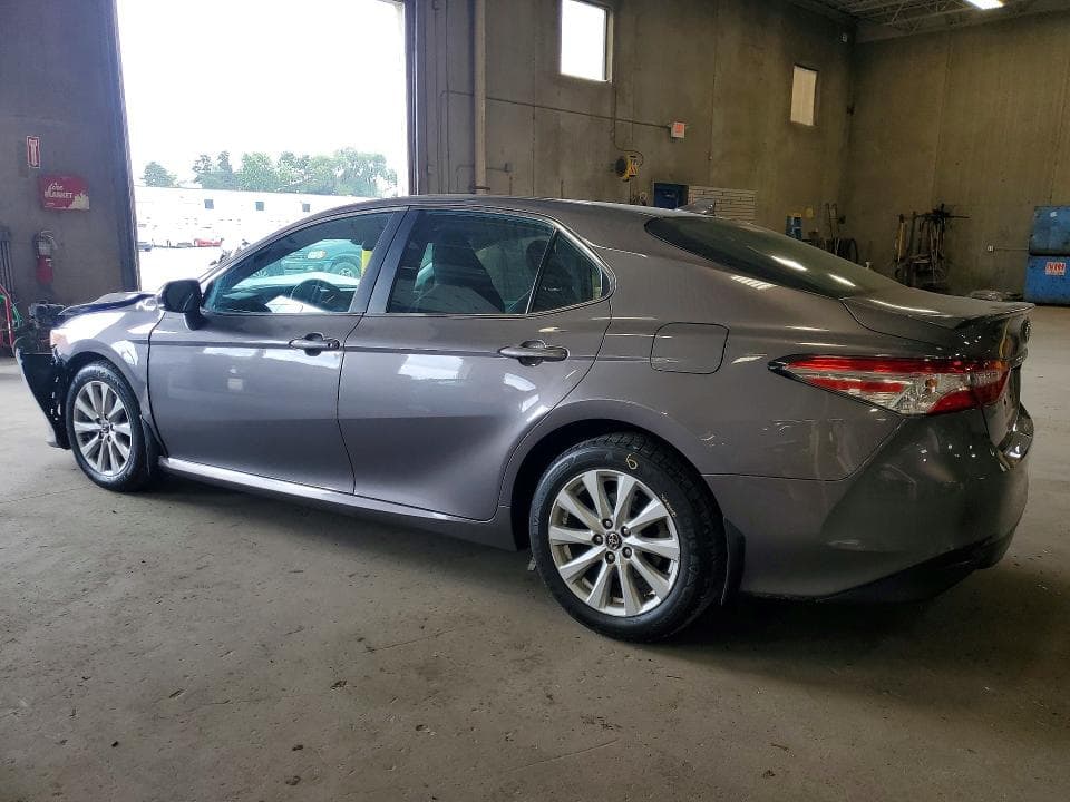 2020 TOYOTA CAMRY LE 2
