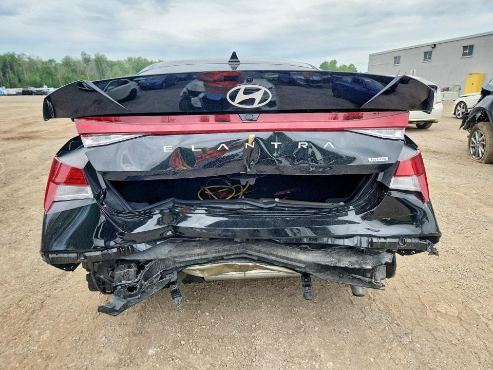 2025 HYUNDAI ELANTRA LIMITED 6