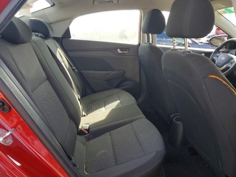 2021 HYUNDAI ACCENT SE 10