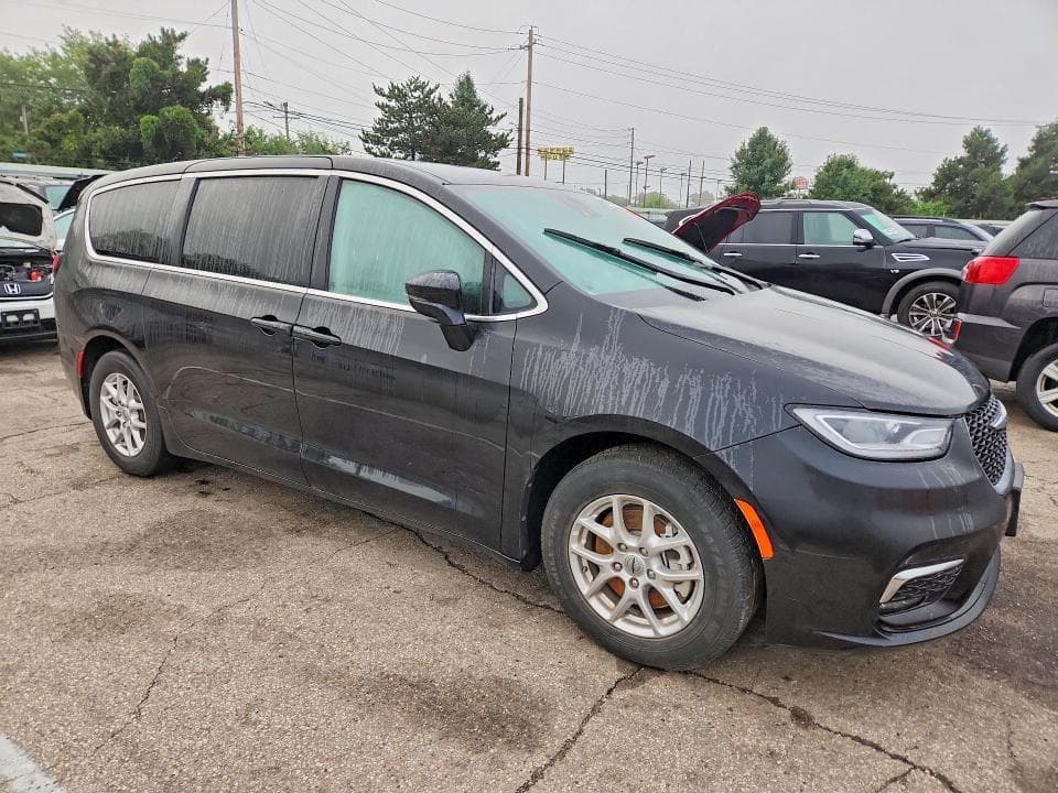 2024 CHRYSLER PACIFICA TOURING L 4