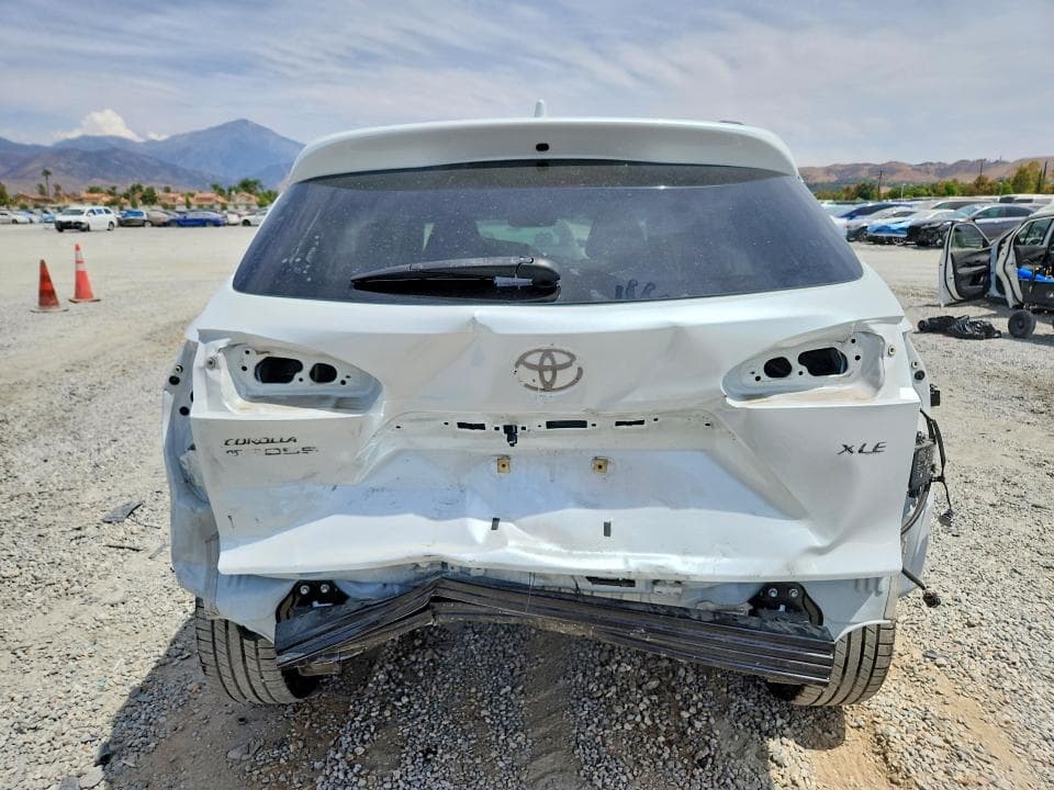 2022 TOYOTA COROLLA CROSS XLE 6