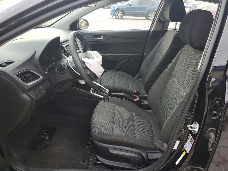 2021 HYUNDAI ACCENT SE 7