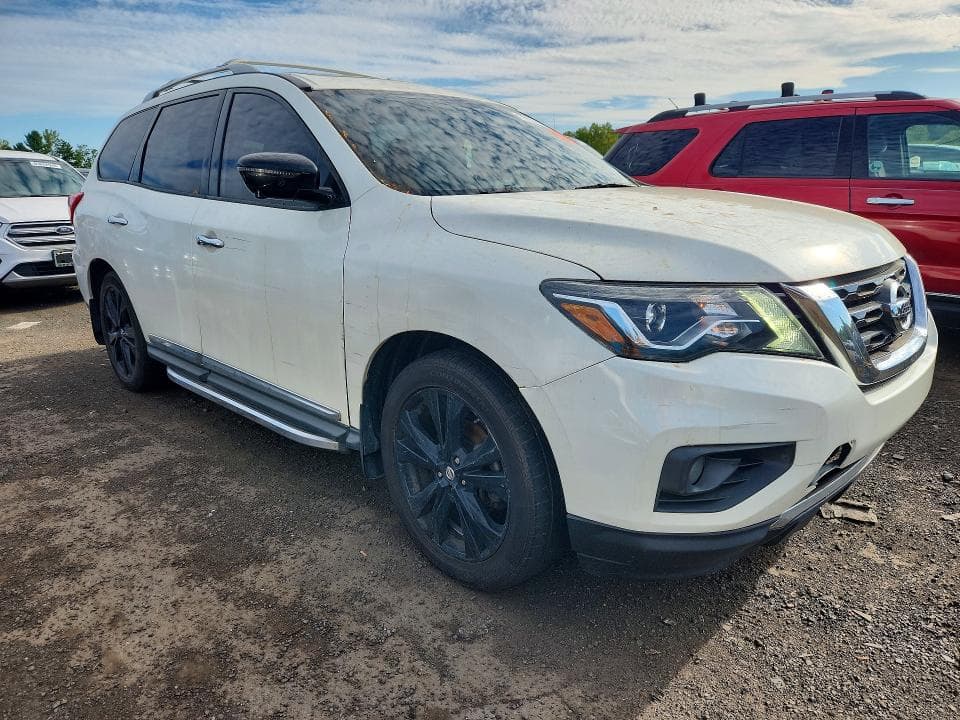 2017 NISSAN PATHFINDER PLATINUM 4