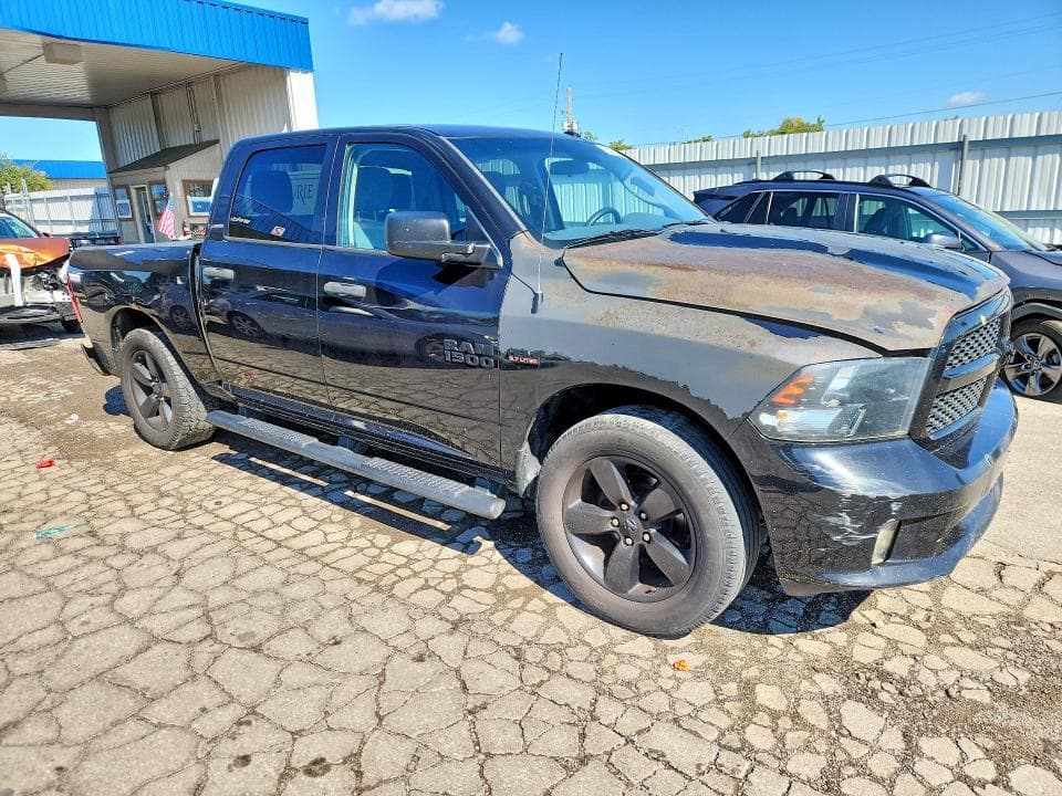2017 RAM 1500 ST 4
