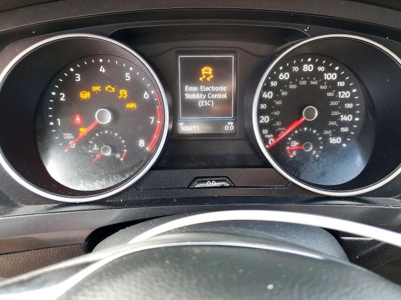2021 VOLKSWAGEN TIGUAN S 9