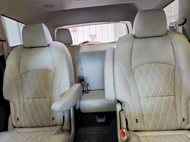 2023 BUICK ENCLAVE AVENIR 10