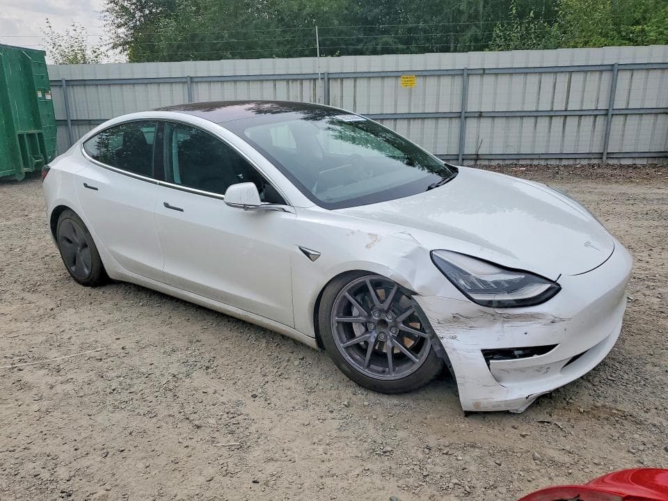 2019 TESLA MODEL 3 4