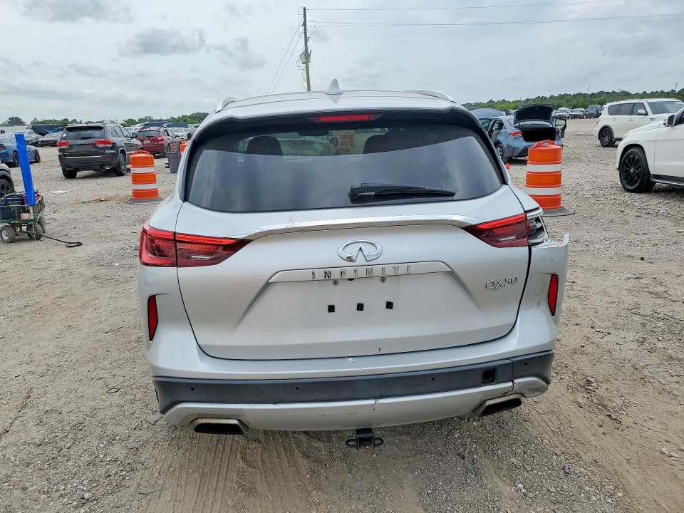 2021 INFINITI QX50 LUXE 6