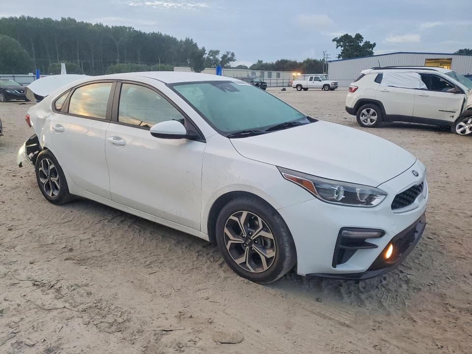 2021 KIA FORTE LXS 4