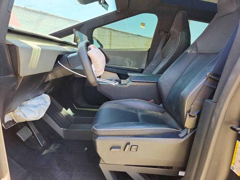 2025 TESLA CYBERTRUCK 7