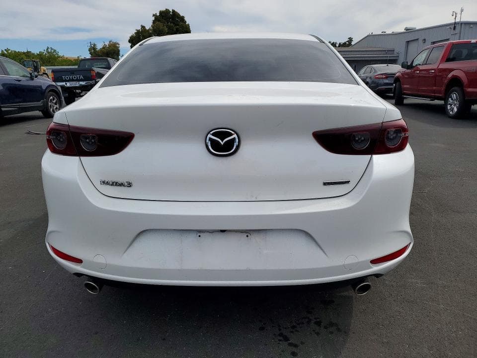 2020 MAZDA 3 6