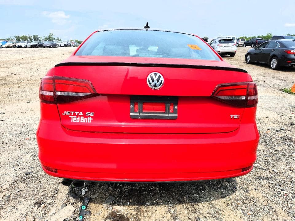 2018 VOLKSWAGEN JETTA SPORT 6
