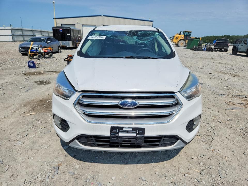 2017 FORD ESCAPE SE 5