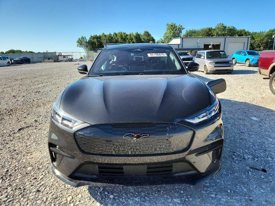 2021 FORD MUSTANG MACH-E GT 5