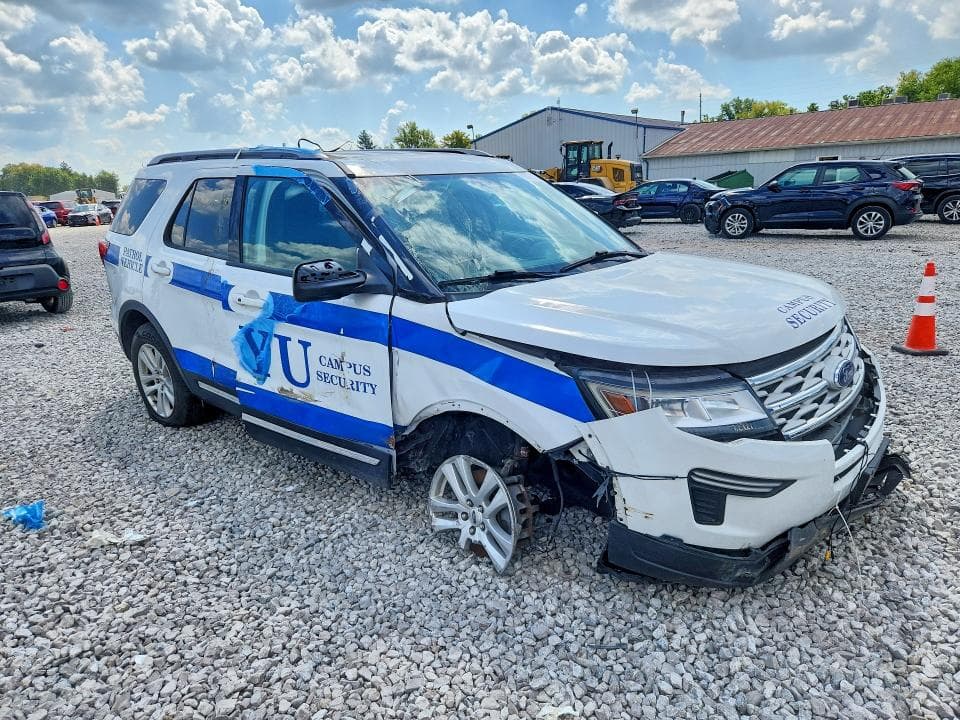 2019 FORD EXPLORER XLT 4