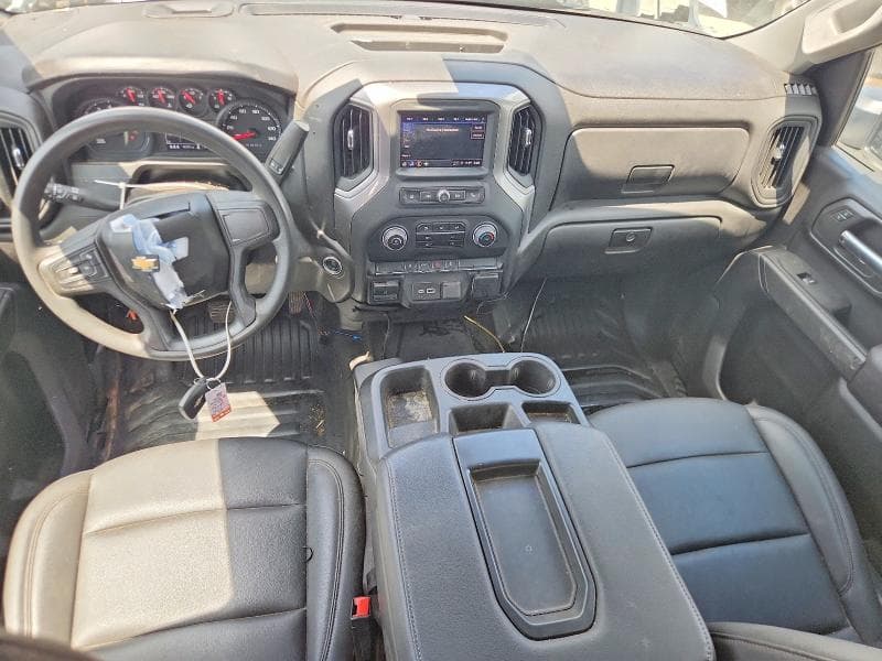 2024 CHEVROLET SILVERADO K2500 HEAVY DUTY 8