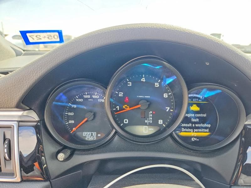 2018 PORSCHE MACAN 9