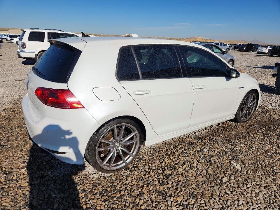 2017 VOLKSWAGEN GOLF R 3