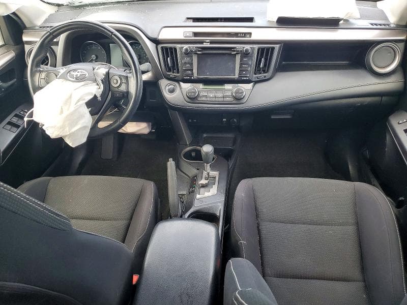 2018 TOYOTA RAV4 XLE 8