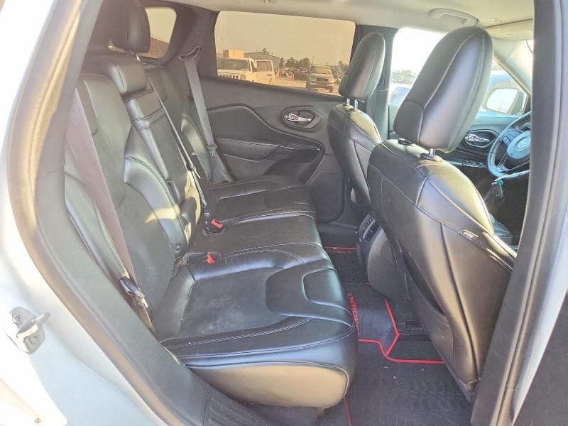 2019 JEEP CHEROKEE LATITUDE PLUS 11