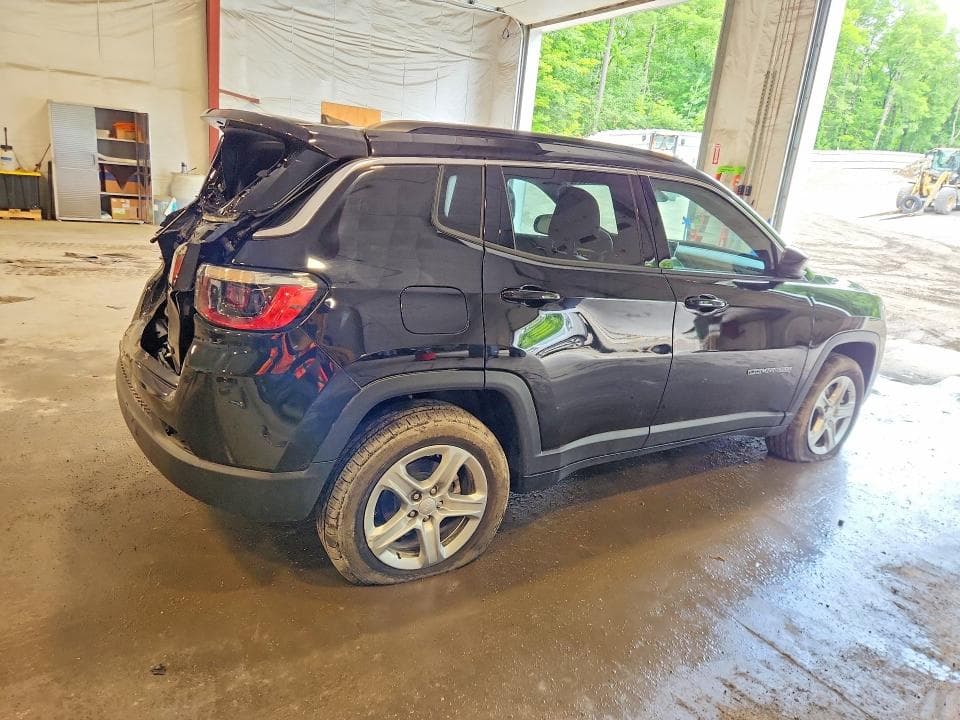 2023 JEEP COMPASS LATITUDE 3