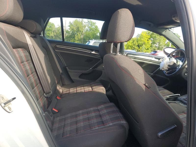 2017 VOLKSWAGEN GTI S 10
