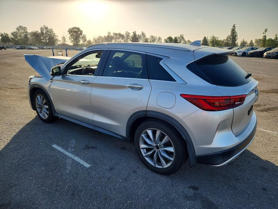 2020 INFINITI QX50 LUXE 2