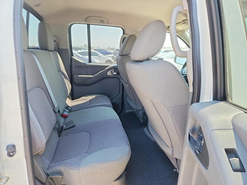 2018 NISSAN FRONTIER SV 10