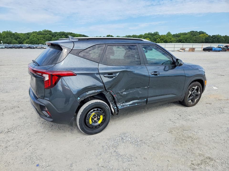 2025 KIA SELTOS S 3