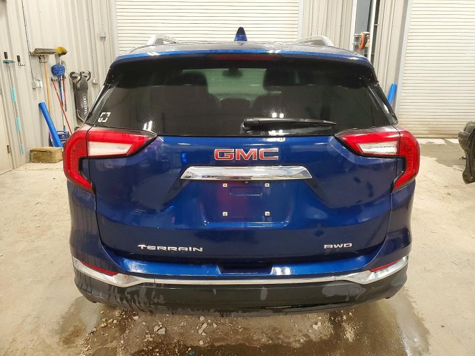 2023 GMC TERRAIN SLT 6
