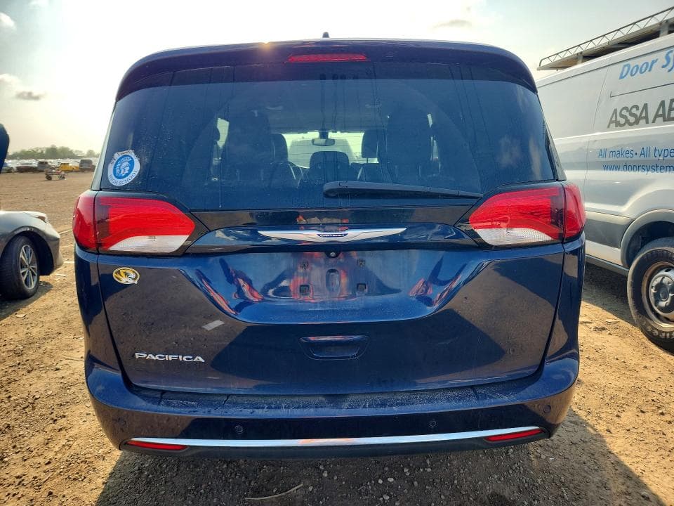 2018 CHRYSLER PACIFICA TOURING L 6