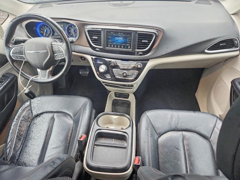 2019 CHRYSLER PACIFICA TOURING L 8