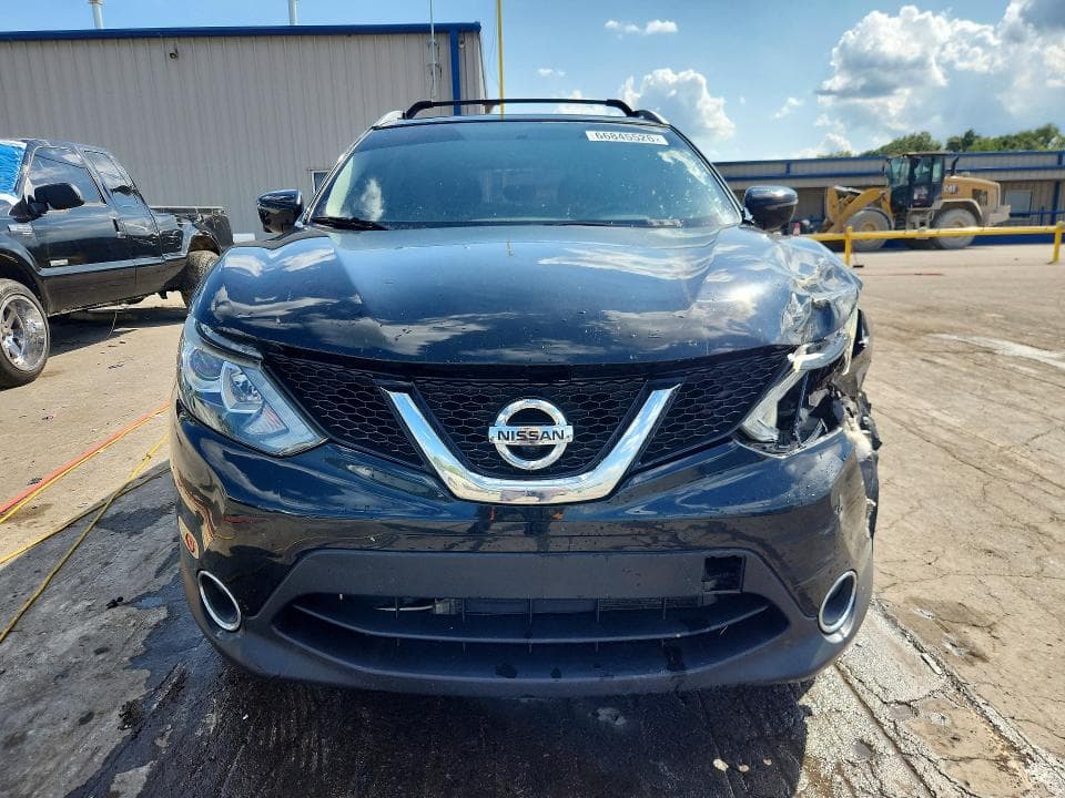2017 NISSAN ROGUE SPORT SL 5