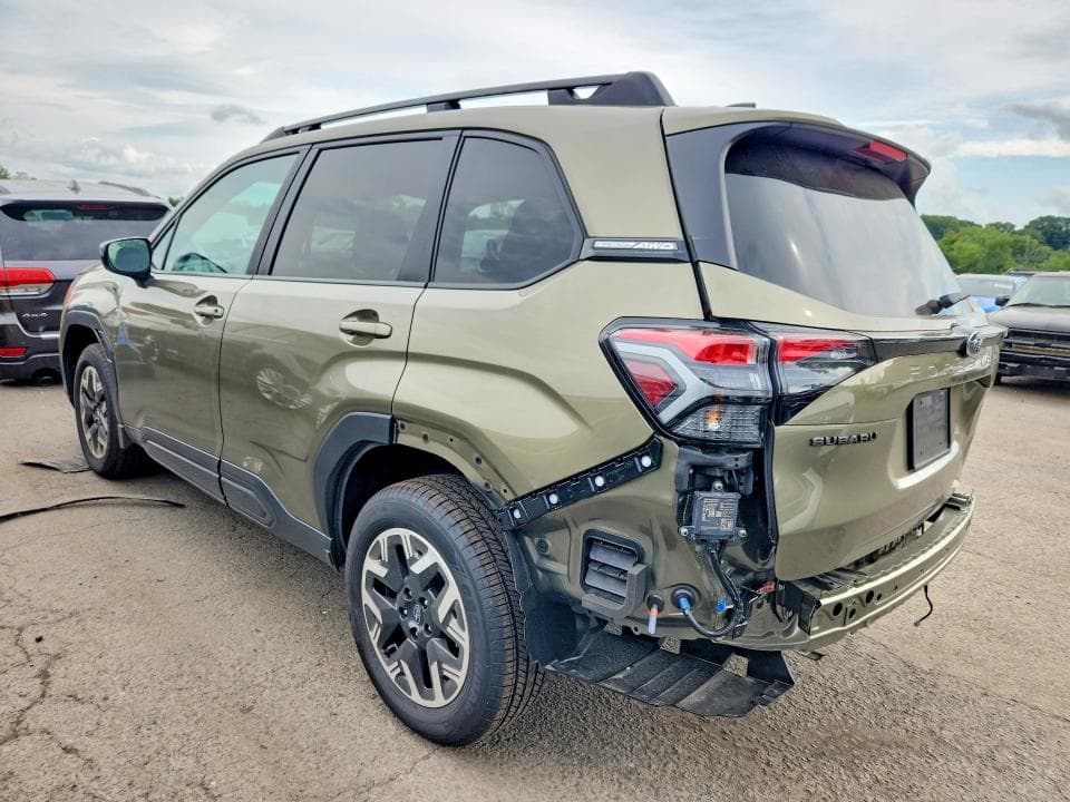 2026 SUBARU FORESTER PREMIUM 2