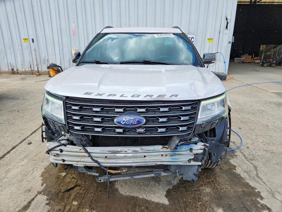 2017 FORD EXPLORER XLT 5
