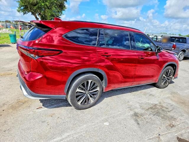2021 TOYOTA HIGHLANDER XSE 3