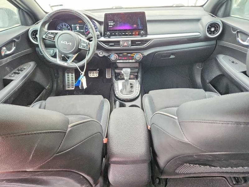 2023 KIA FORTE GT LINE 8