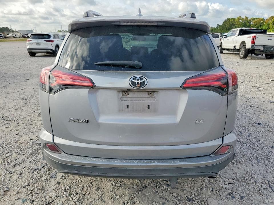 2018 TOYOTA RAV4 LE 6