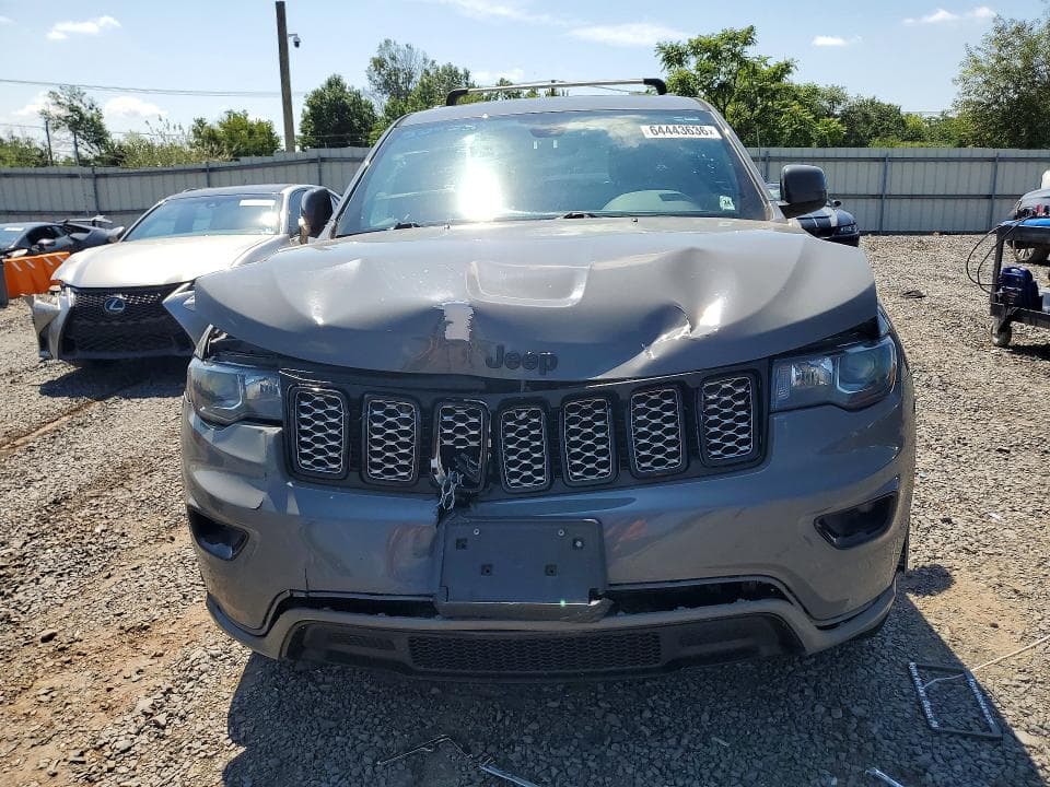 2019 JEEP GRAND CHEROKEE LAREDO 5