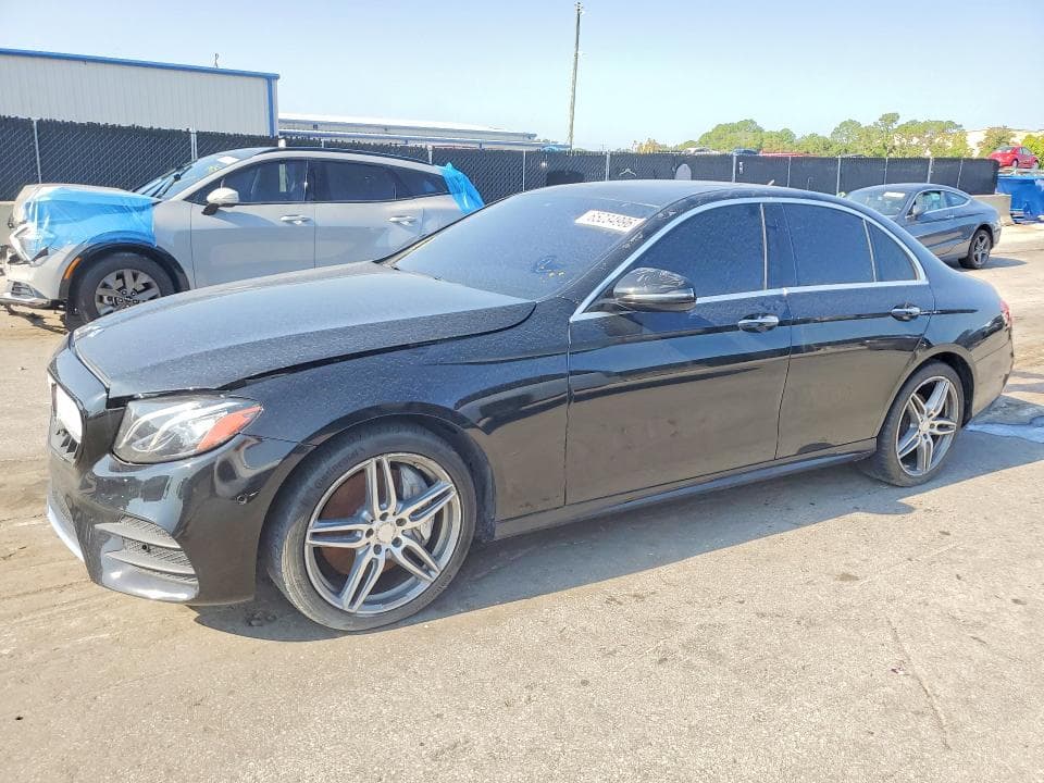 2017 MERCEDES-BENZ E 300 - 1