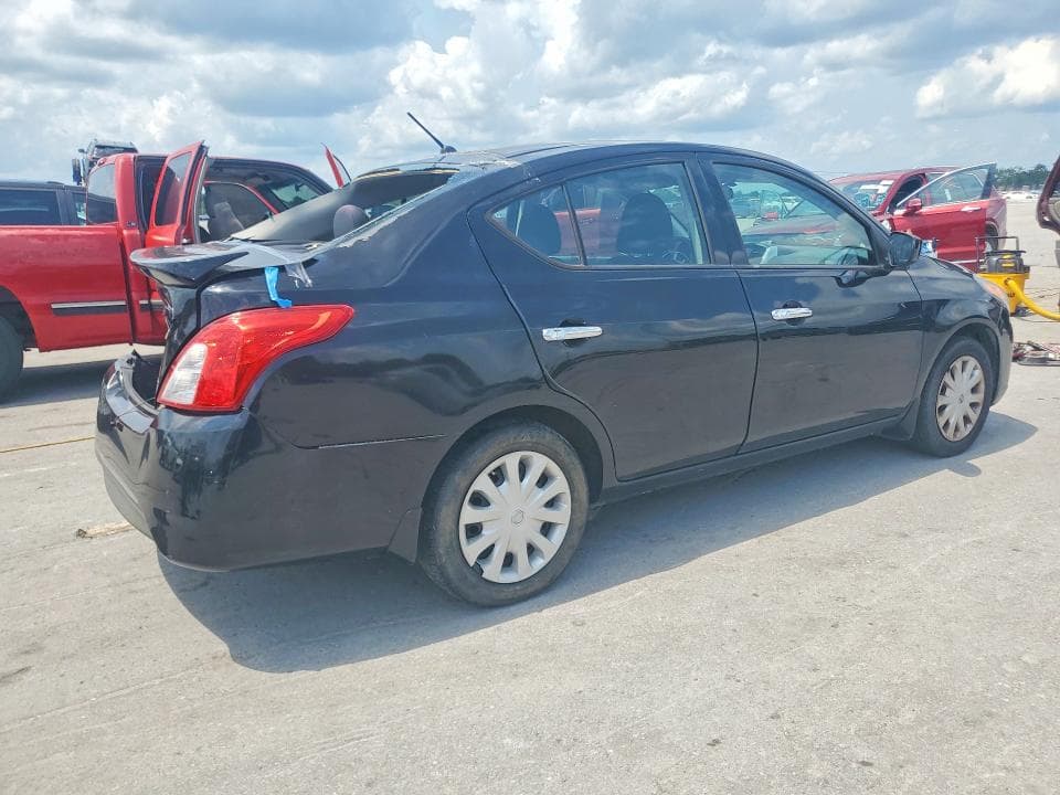 2022 NISSAN VERSA 1.6 SV 3